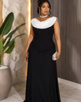 Elegant black and white color-block.