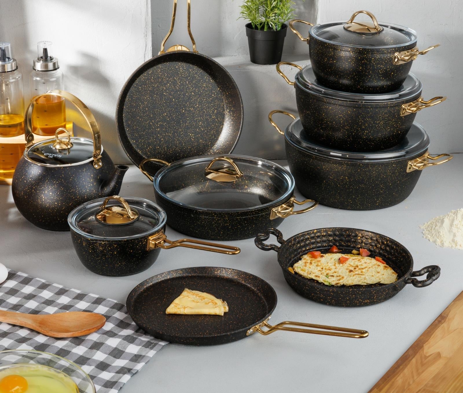 Ajoke Maroon Marble 9 Pcs Set.